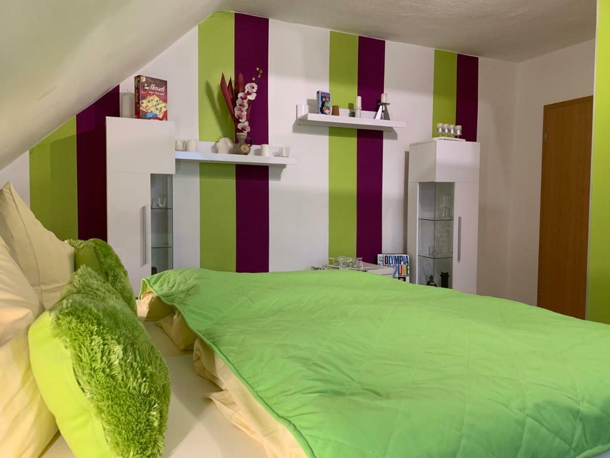 Ferienhaus Zur Waldauer Hoehe Mit 3 Sz, 120Qm & 40Qm Balkon Schleusingen Eksteriør bilde